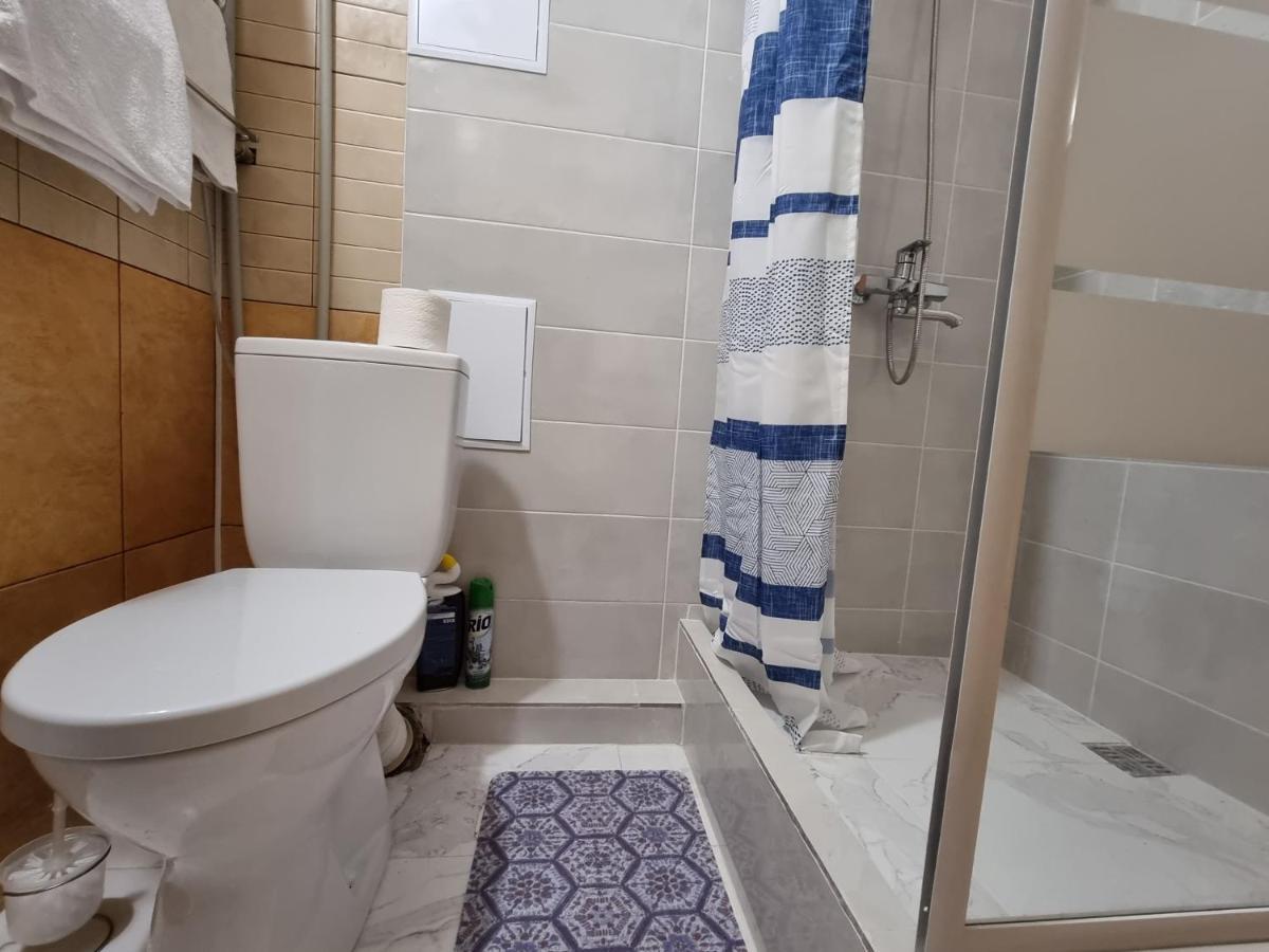 Apartamento Pobedy Flat Kiev Exterior foto