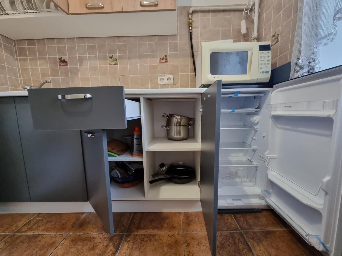 Apartamento Pobedy Flat Kiev Exterior foto